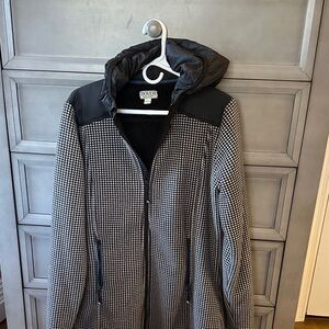 Dover Saddlery Black and White Houndstooth Hooded Jacket